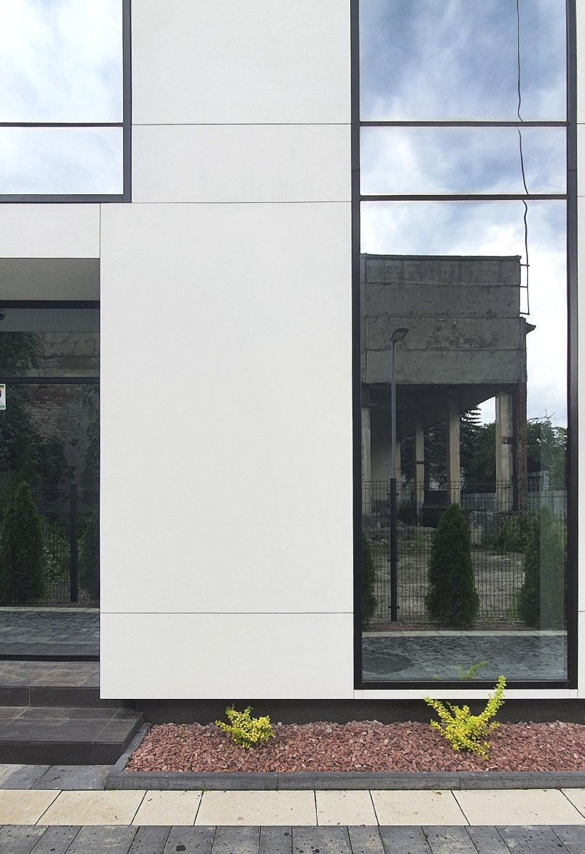 Бізнес центр White