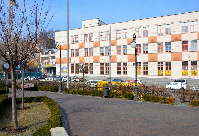 Реконструкція фасаду