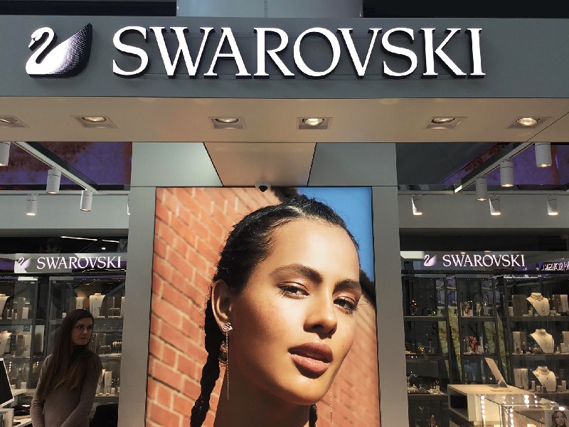 ТЦ МОСТ sity: Swarovski