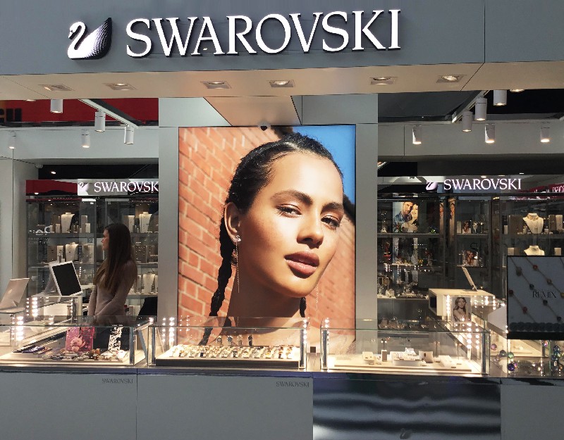 ТЦ МОСТ sity: Swarovski