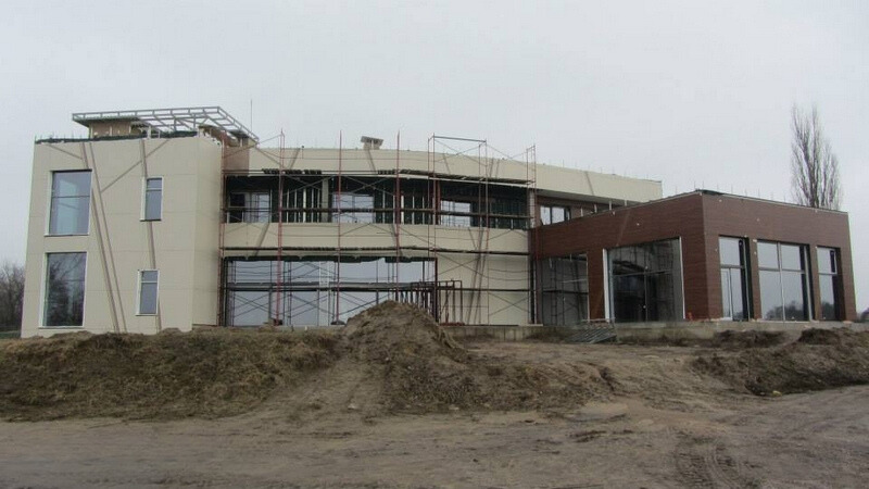 Приватний котедж с.Дзвінкове